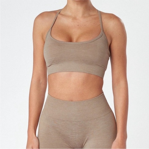 Sports bra - Picture 1 of 4